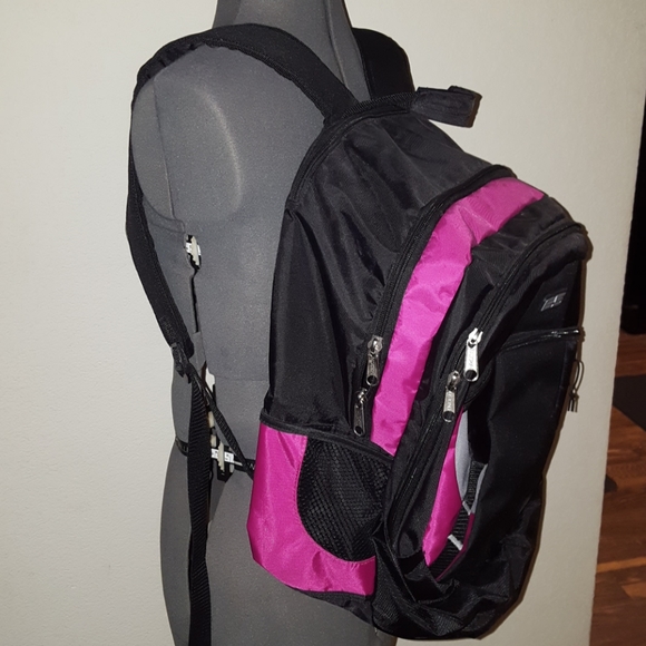 ES Backpack. - Picture 2 of 7